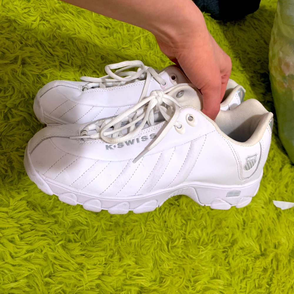 K-Swiss tennis shoes, size 9, worn 2x